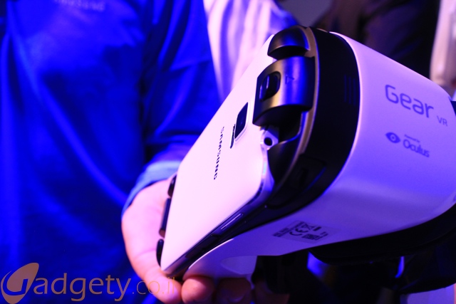 Samsung-Gear-VR-Hands-On-1