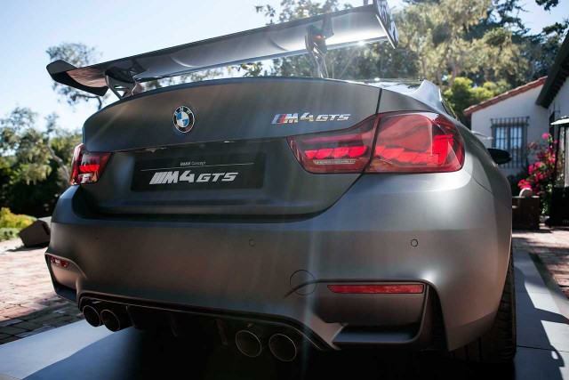 BMW-M4-GTS-Concept-Car-lights-1