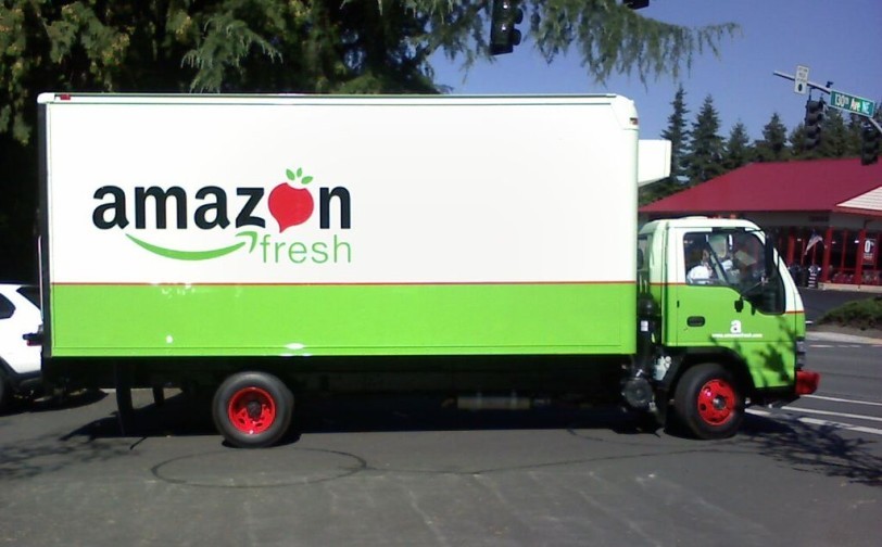 משאית משלוחי המזון של אמזון