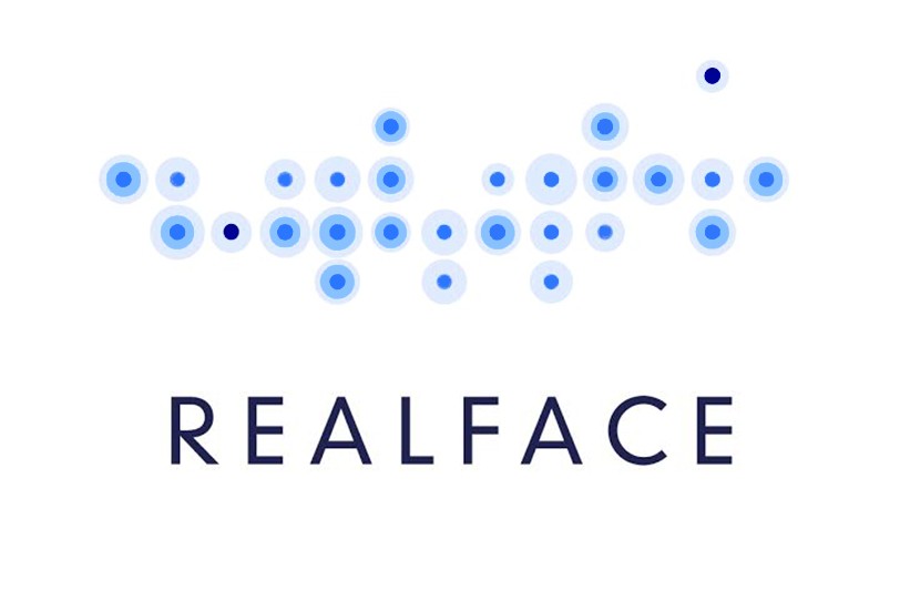 Realface Logo Gadgety