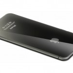 תמונה קונספט למכשיר אייפון בעיצוב זכוכית מלא (מקור: מרטין חג'ק, martinhajek.com)