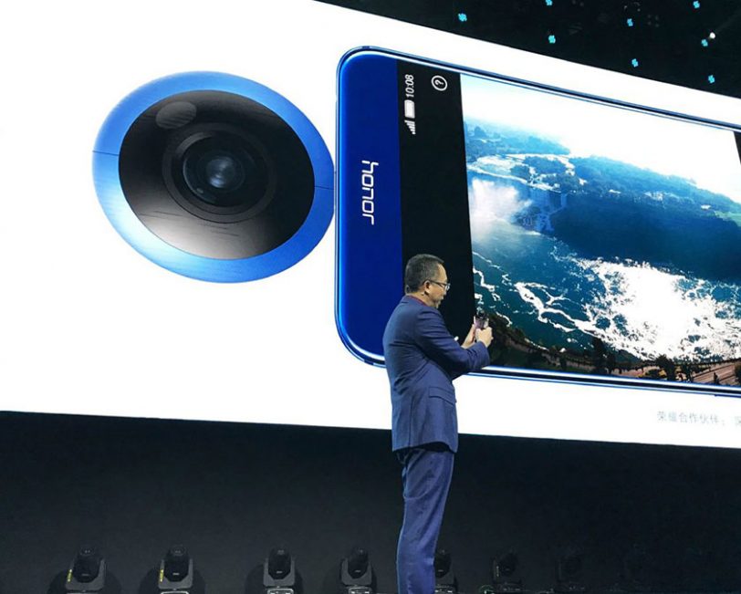 מצלמת 360 מדגם Honor VR Camera (קרדיט תמונה: Insta360)