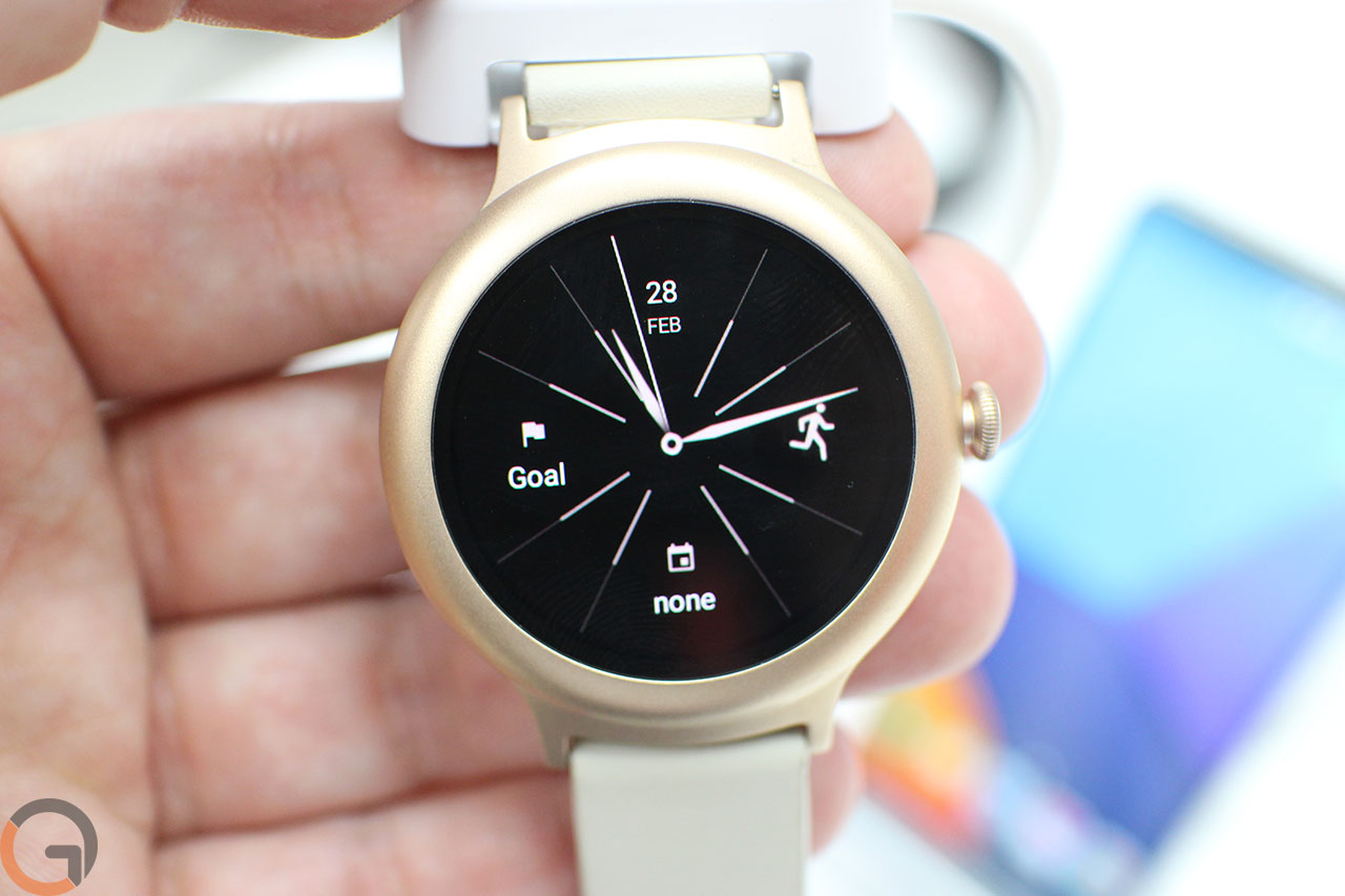 שעון חכם מדגם LG Watch Style (צילום: רונן מנדזיצקי, גאדג'טי)