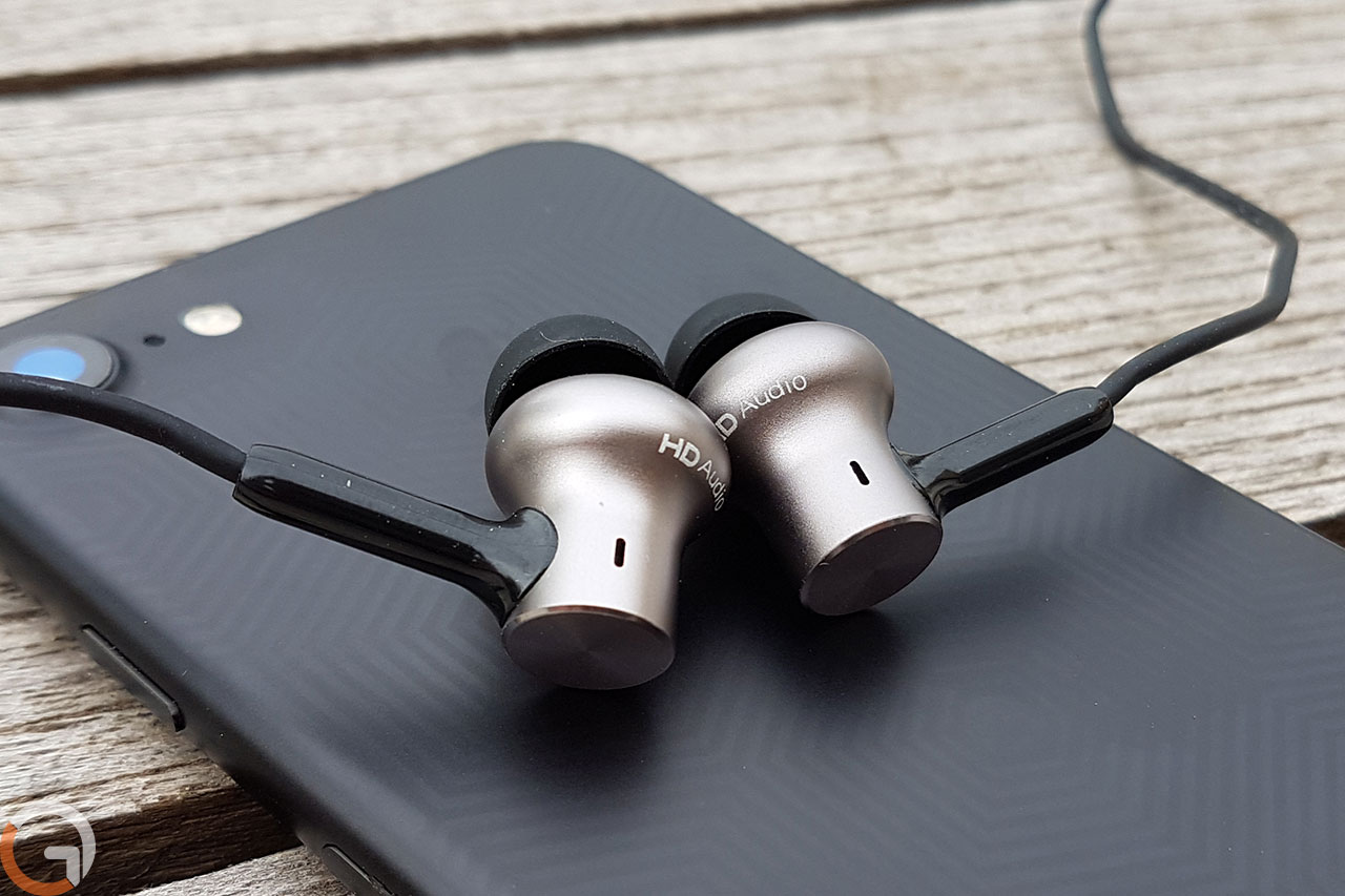 אוזניות Mi In-Ear Headphones Pro HD מבית שיאומי (צילום: רונן מנדזיצקי, גאדג'טי)