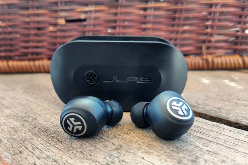 אוזניות JLab GoAir True Wireless (צילום: רונן מנדזיצקי, גאדג'טי)