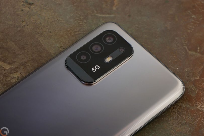 Oppo A94 5G (צילום: רונן מנדזיצקי)