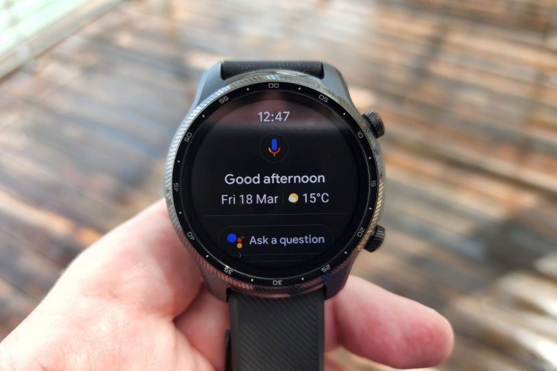 שעון Pro 3 Ultra - Google Assistant (צילום: יאן לנגרמן)