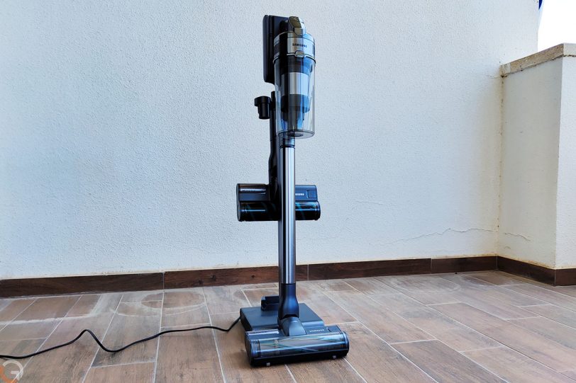 Samsung Jet 90 vacuum cleaner (Photo: Ronen Mendzicki)