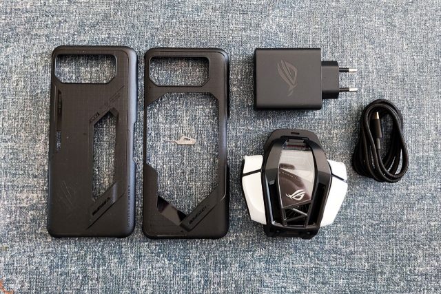 ASUS ROG Phone 6 Pro Accessories (Photo: Ronen Mendzicki)
