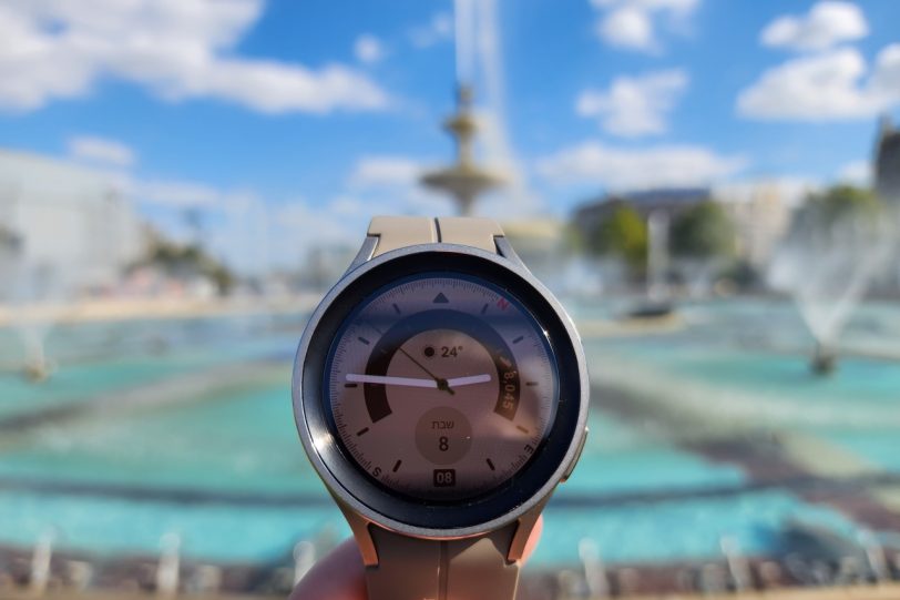 שעון Galaxy Watch 5 Pro (צילום: יאן לנגרמן, גאדג’טי)