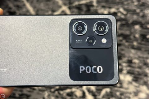 POCO X5 Pro (צילום: רונן מנדזיצקי)