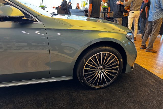 מרצדס E-Class דגם 2024 (צילום: רונן מנדזיצקי)