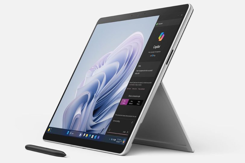 נייד Surface Pro 10 for Business (מקור מיקרוסופט)