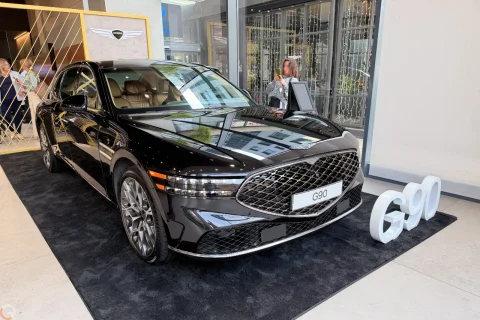 Genesis G90 (צילום: רונן מנדזיצקי)