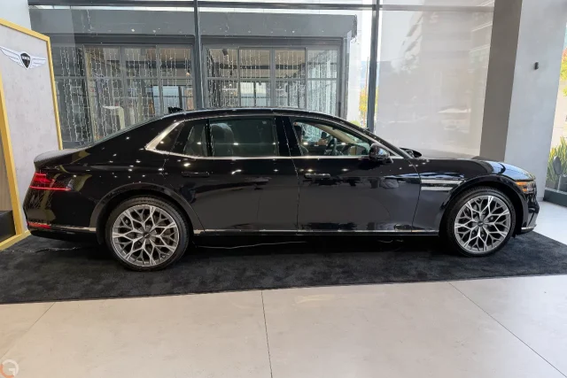 Genesis G90 (צילום: רונן מנדזיצקי)
