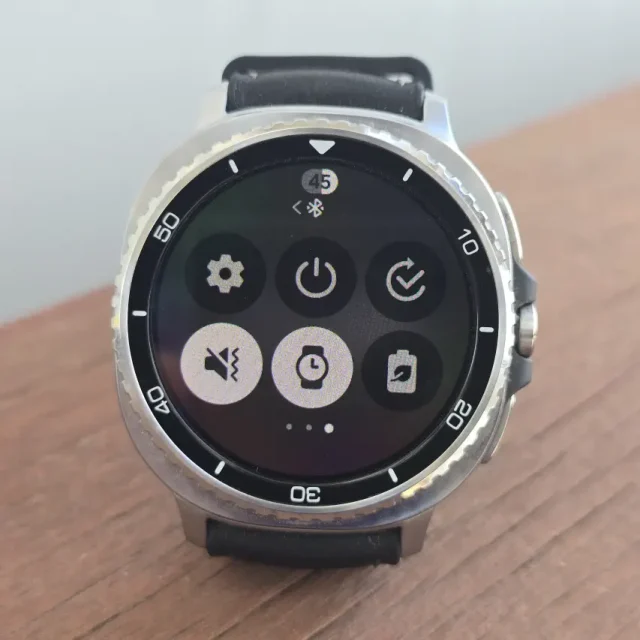 Galaxy Watch 8 Classic - הגדרות מהירות (צילום: יאן לנגרמן, גאדג'טי)