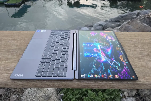 Yoga 9 2in1 – מצב שטוח (צילום: יאן לנגרמן, גאדג'טי)