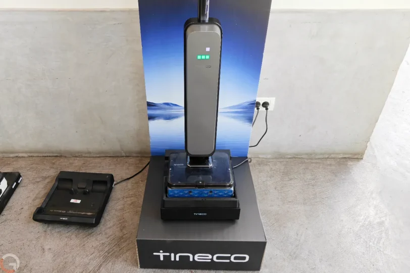 שואב-שוטף Tineco S9 Scientist (צילום: רונן מנדזיצקי)