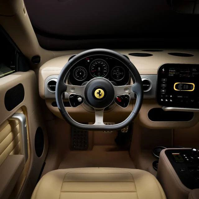 פרארי Luce החשמלית (באדיבות Ferrari)