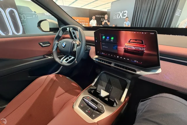 BMW iX3 Neue Klasse (צילום: רונן מנדזיצקי)