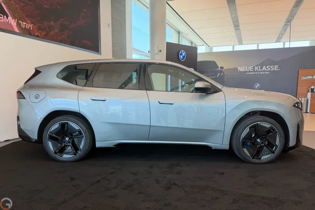 BMW iX3 Neue Klasse (צילום: רונן מנדזיצקי)