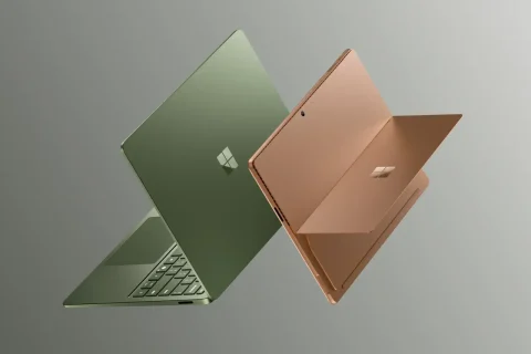 ניידי ה-Surface Pro 12 ו-Surface Laptop 8 (מקור מיקרוסופט)