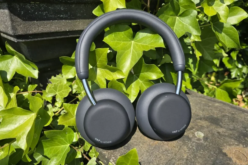 אוזניות CMF Headphone Pro (צילום: יאן לנגרמן, גאדג’טי)