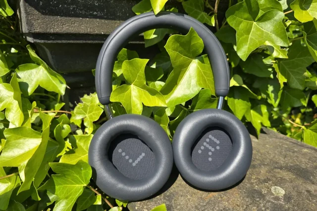 אוזניות CMF Headphone Pro (צילום: יאן לנגרמן, גאדג’טי)