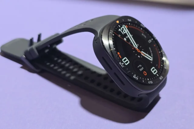 Galaxy Watch Ultra2 (צילום: יאן לנגרמן, גאדג'טי)