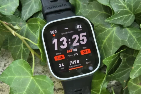 שעון Amazfit Bip Max (צילום: יאן לנגרמן, גאדג'טי)
