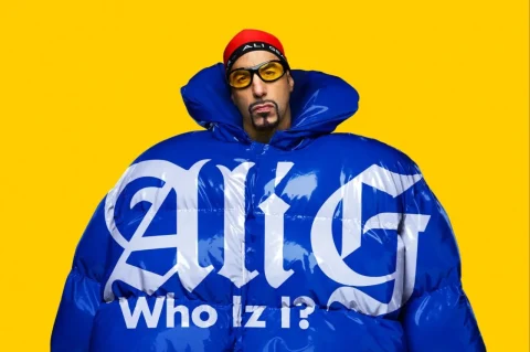 פוסטר "Ali-G Who iz I" (באדיבות Amazon MGM Studios)
