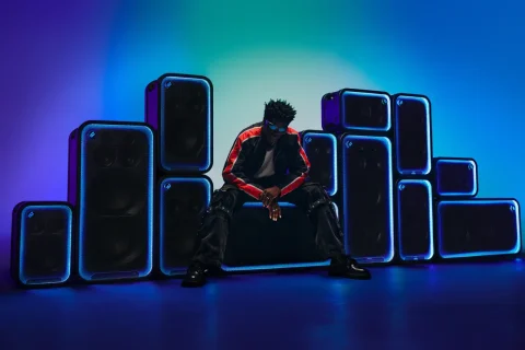 רמקולי ULT POWER SOUND (מקור סוני)