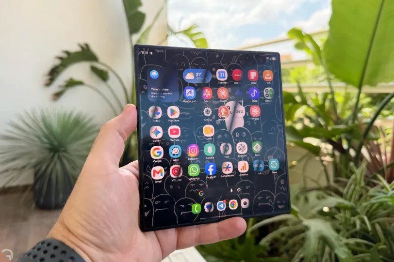 Galaxy Z Fold8 Ultra (צילום: רונן מנדזיצקי)