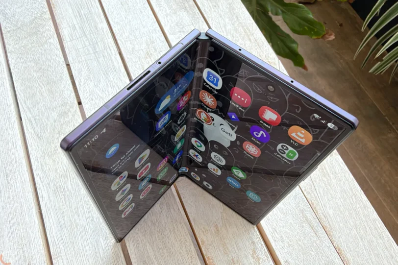 Galaxy Z Fold8 Ultra (צילום: רונן מנדזיצקי)