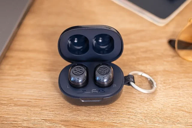 גרסת Jélle ל-JBuds Mini ANC (מקור Jlab)