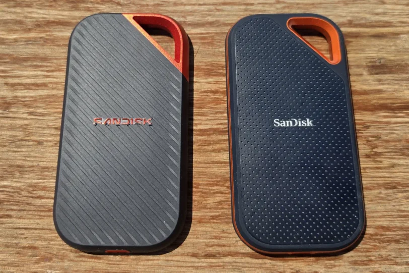 SanDisk Extreme PRO V3 לעומת SanDisk Extreme PRO V2 (צילום: יאן לנגרמן, גאדג’טי)