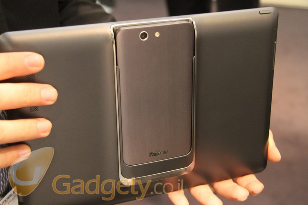 ASUS-PadFone-Infinity-MWC-2013-10